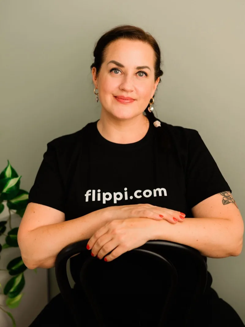 Anna Poussu, Flippi.comin perustaja.